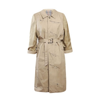 Yekaterina Ivankova - Yekaterina Ivankova trenchcoat