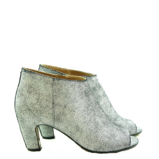 maison-margiela-maison-margiela-open-toe-bootie-s38wp0350 maison-margiela-maison-margiela-open-toe-bootie-s38wp0350