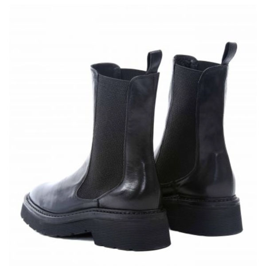 Fiorentini + Baker - Fiorentini+ Baker Spence Siko B