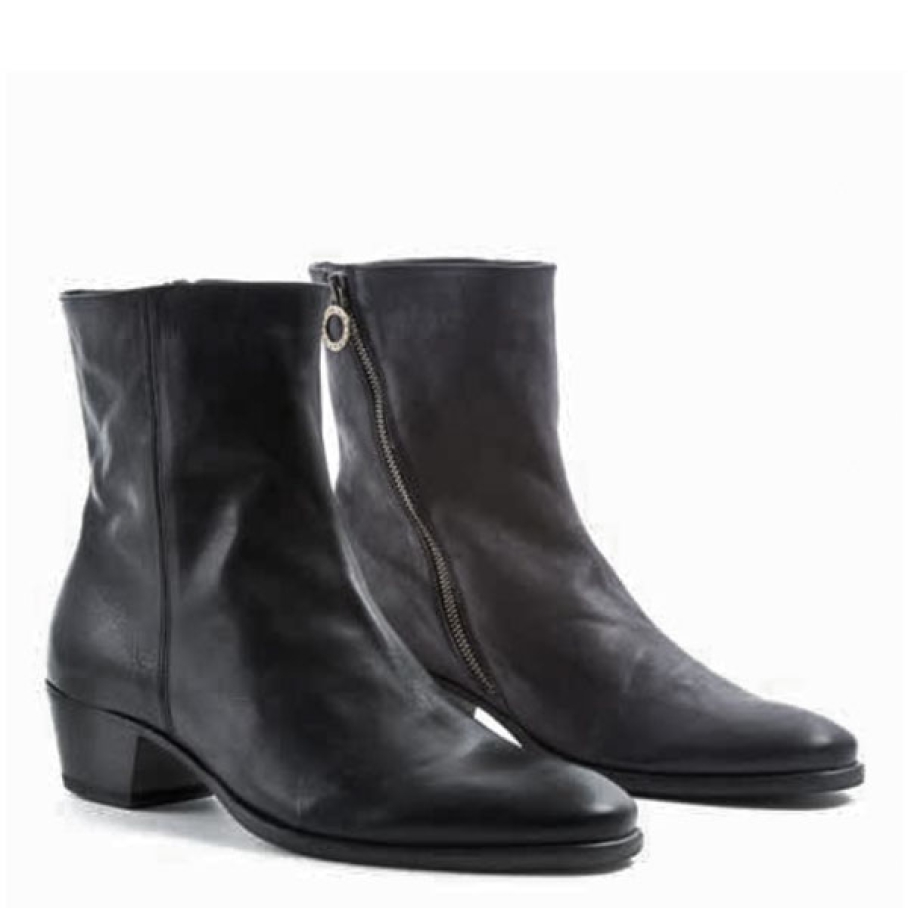 Fiorentini + Baker - Fiorentini+Baker Kenney Katt